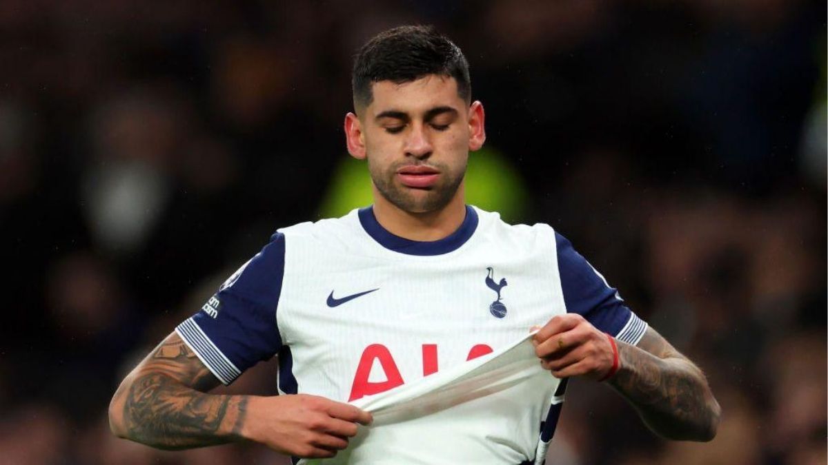 Tottenham Siap Lepas Cristian Romero di Musim Panas