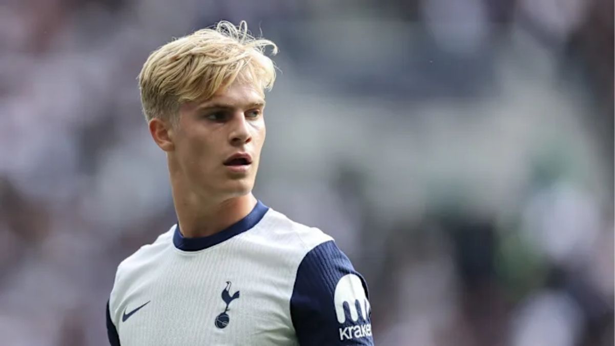 Lucas Bergvall Perpanjang Kontrak Jangka Panjang di Tottenham
