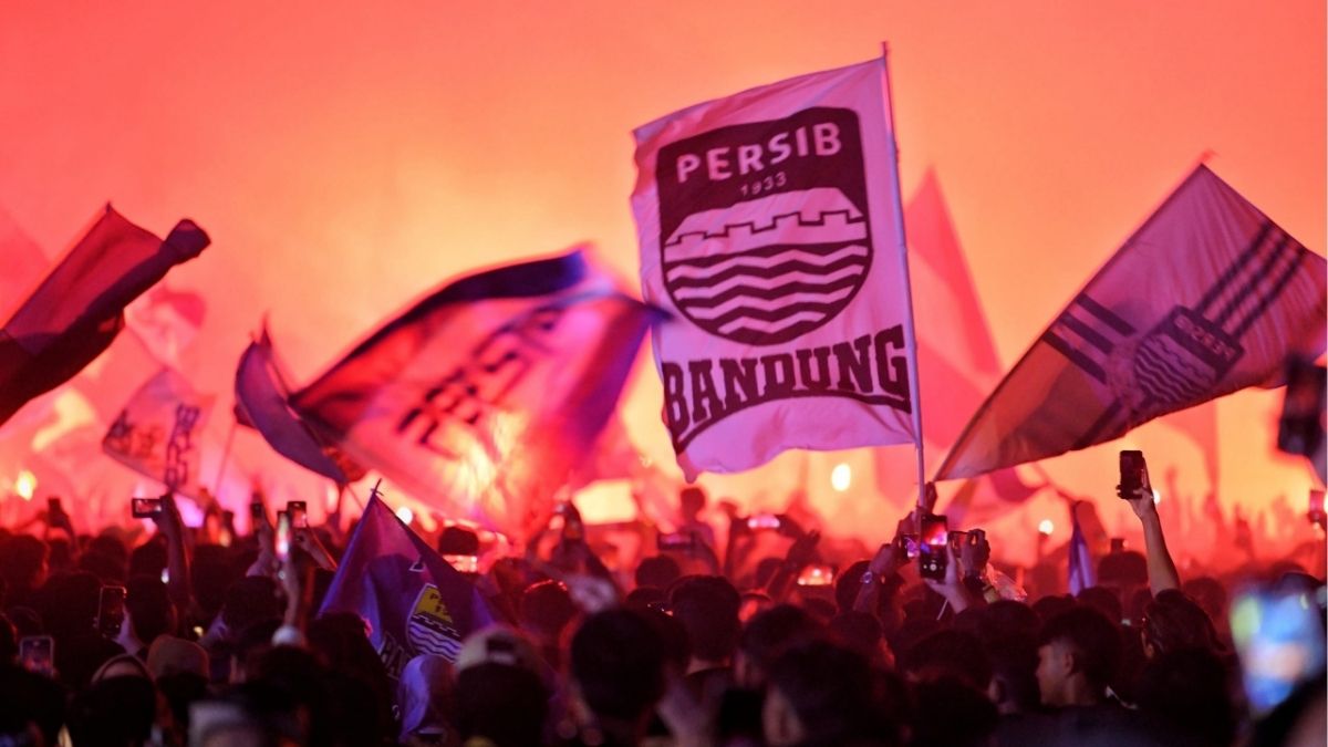 Persib Bandung Juara BRI Liga 1 2024/2025!