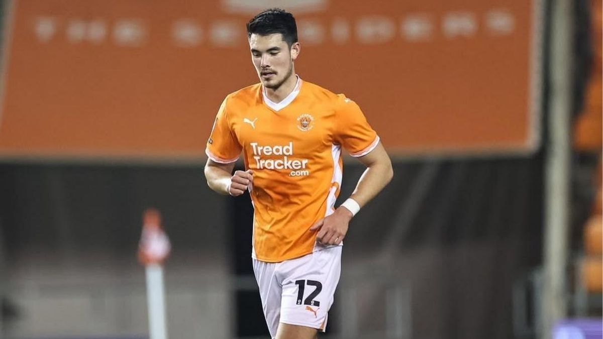 Elkan Baggott Pamitan dari Blackpool, Siap Cari Tantangan Baru Musim Depan