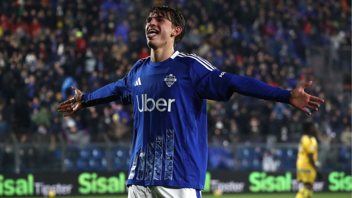 Real Madrid Ingin Bajak Nico Paz, Fabregas Buka Suara