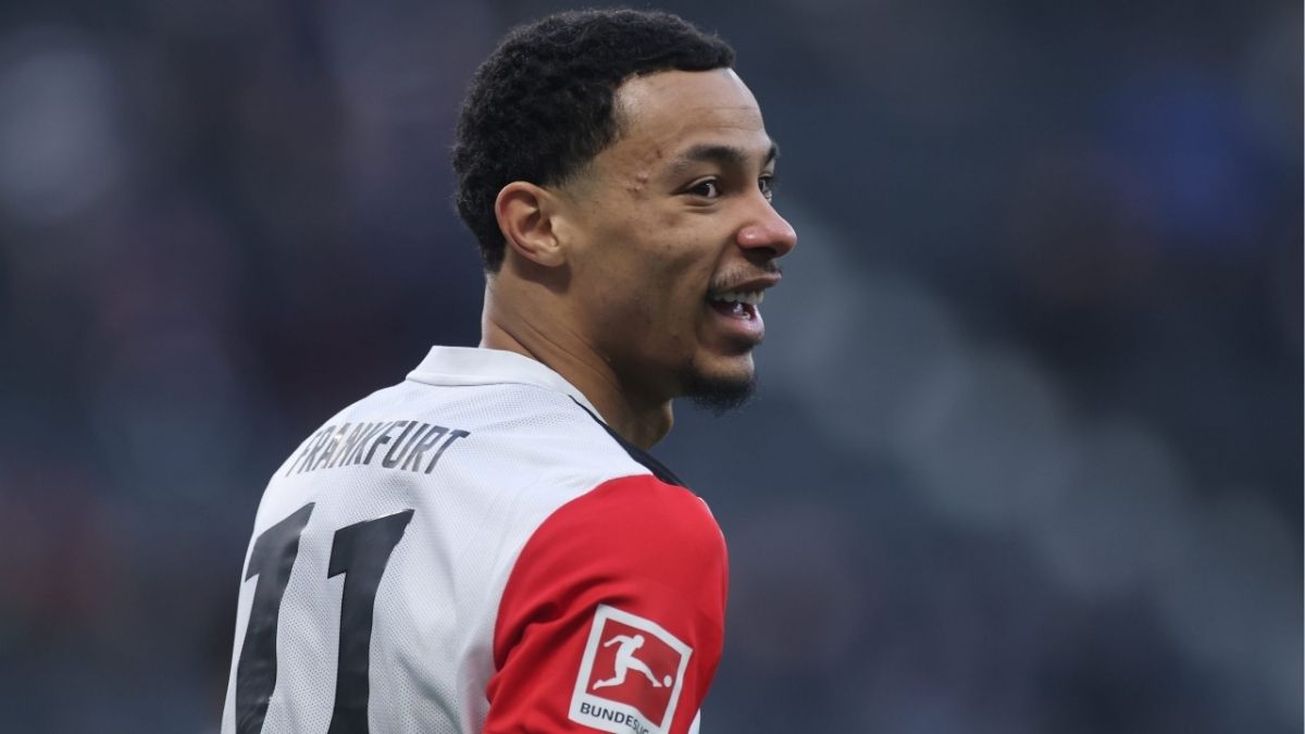 Chelsea Pimpin Perburuan Hugo Ekitike di Tengah Ketertarikan Liverpool