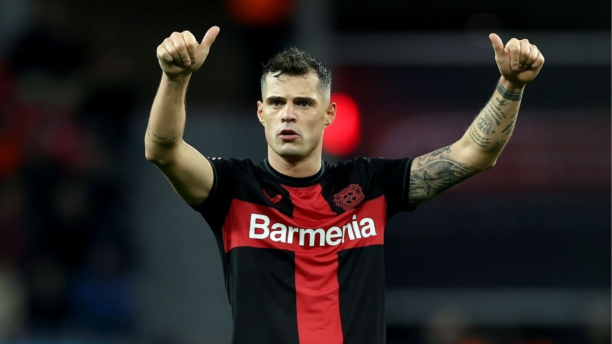 AC Milan Kejar Granit Xhaka: Allegri Ingin Gelandang Berpengalaman