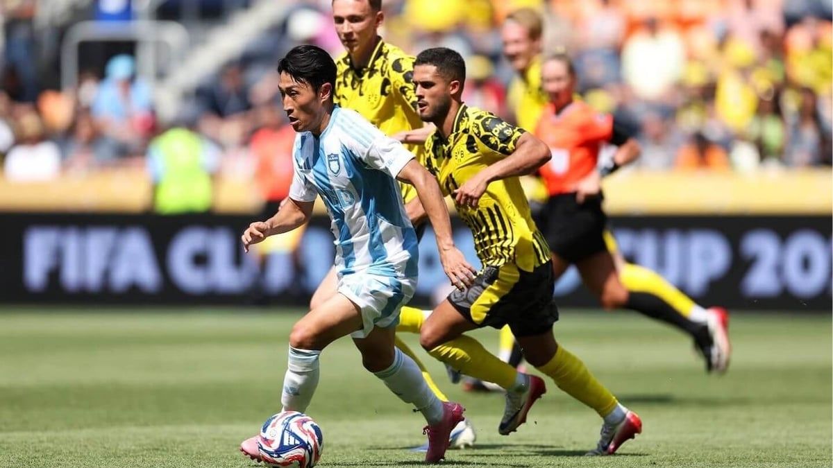 Borussia Dortmund Đánh Bại Ulsan Hyundai, Chính Thức Tiến Vào Vòng Tiếp Theo