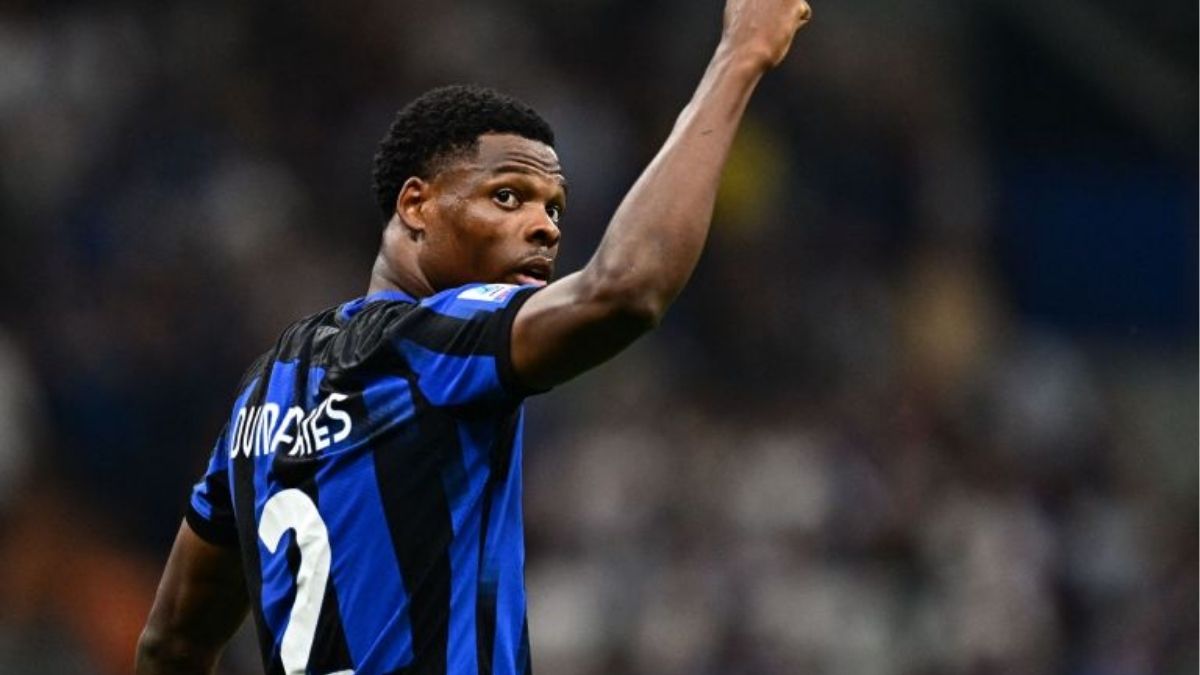Barcelona Tertarik Boyong Denzel Dumfries dari Inter