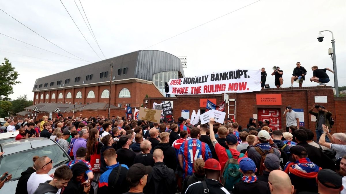 Crystal Palace Supporters Condemn UEFA Over Europa League Expulsion Decision