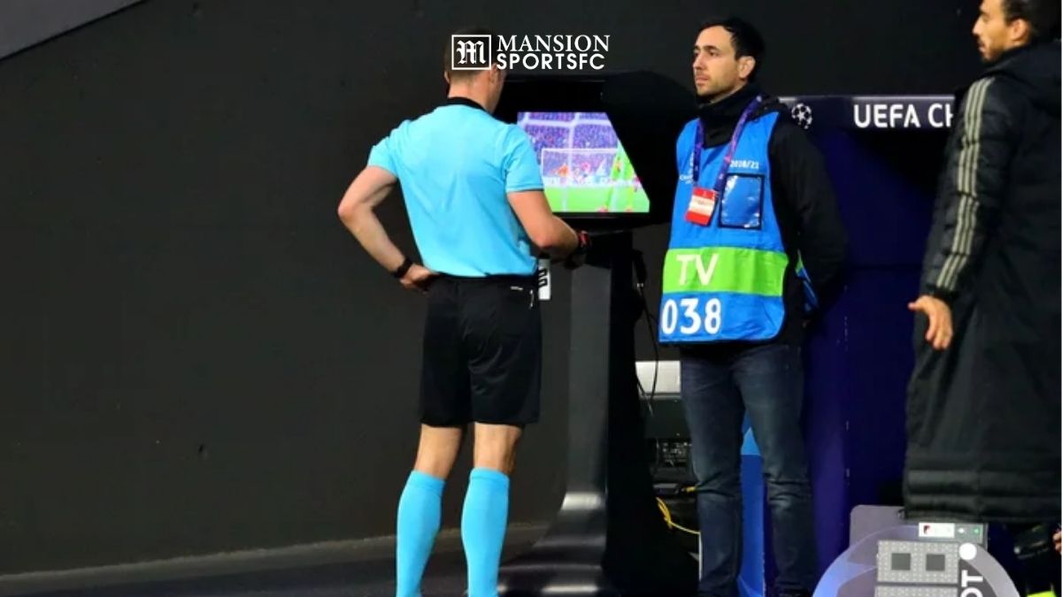 Akhiri Kontroversi VAR, UEFA Resmi Luncurkan Platform Clear Line!